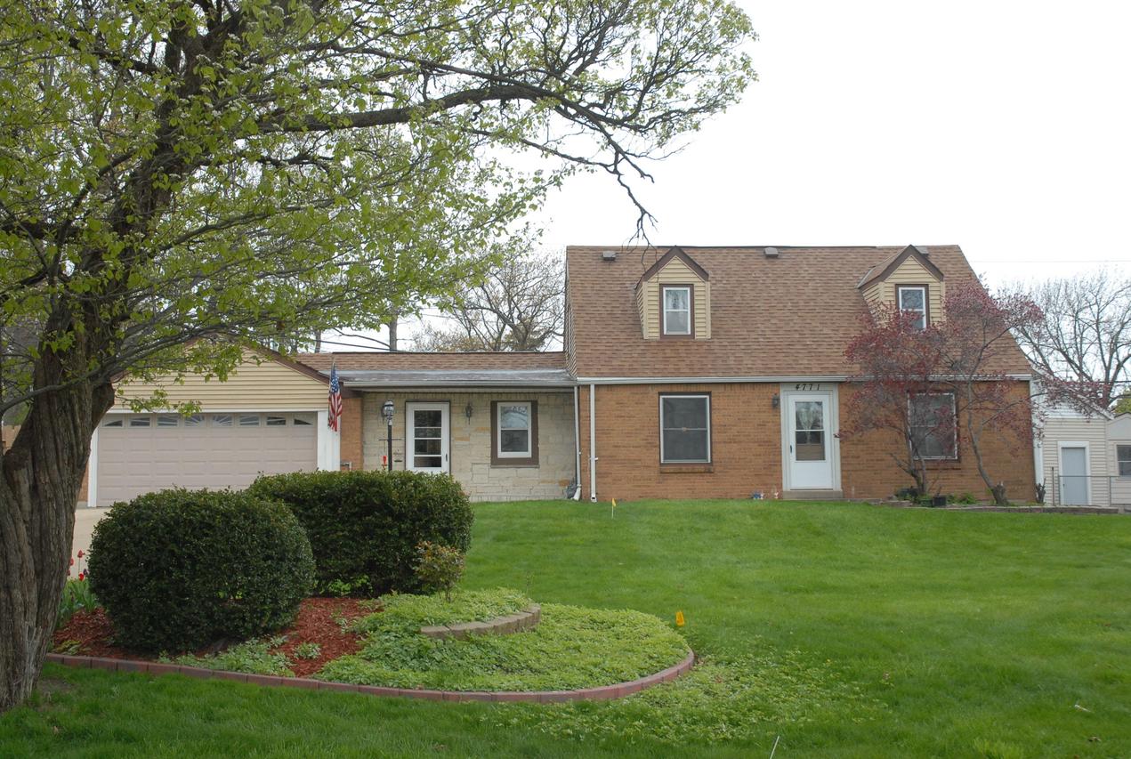 4771 S 6th St, Milwaukee, WI 53221