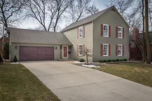 875 E Birch Ave, Whitefish Bay, WI 53217