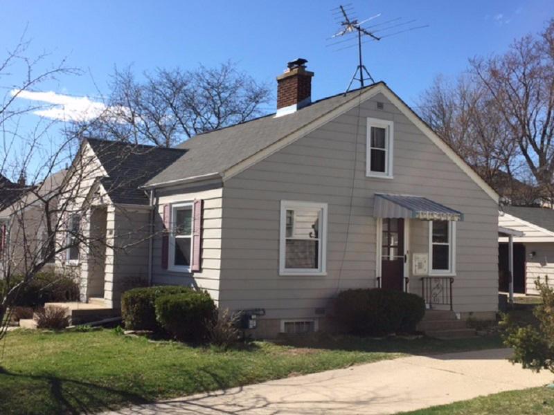 228 Edgewood Dr., West Bend, WI 53090