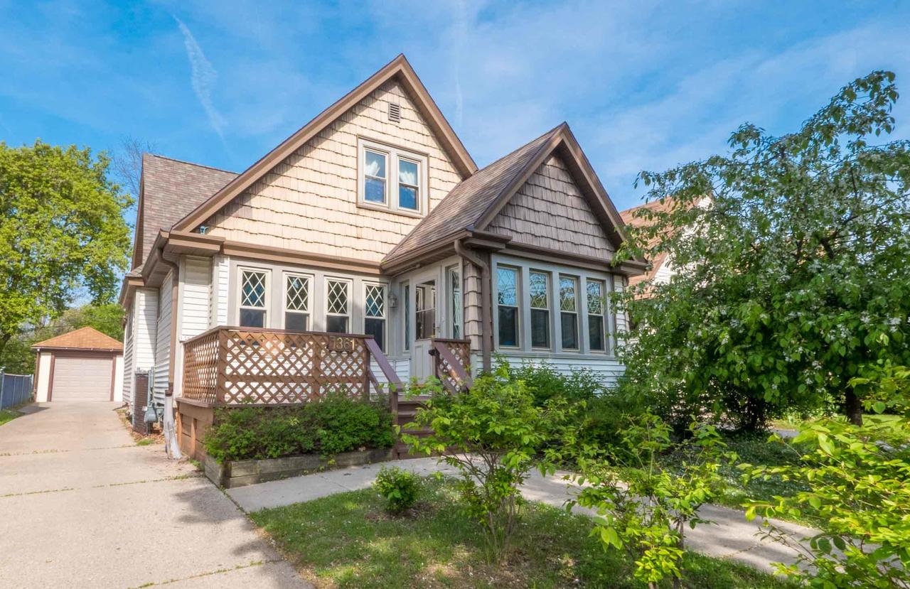 1361 N 60th St., Wauwatosa, WI 53208