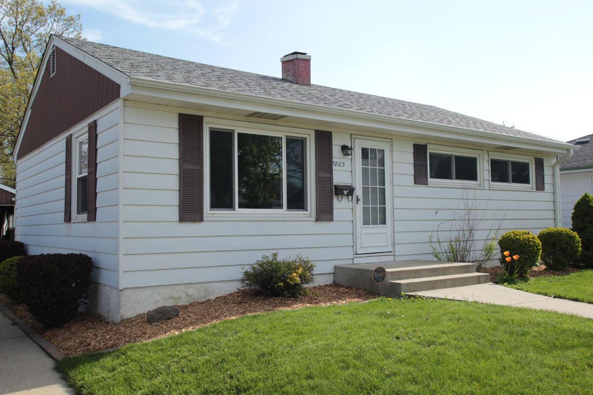 3803 E Klieforth Ave, Cudahy, WI 53110
