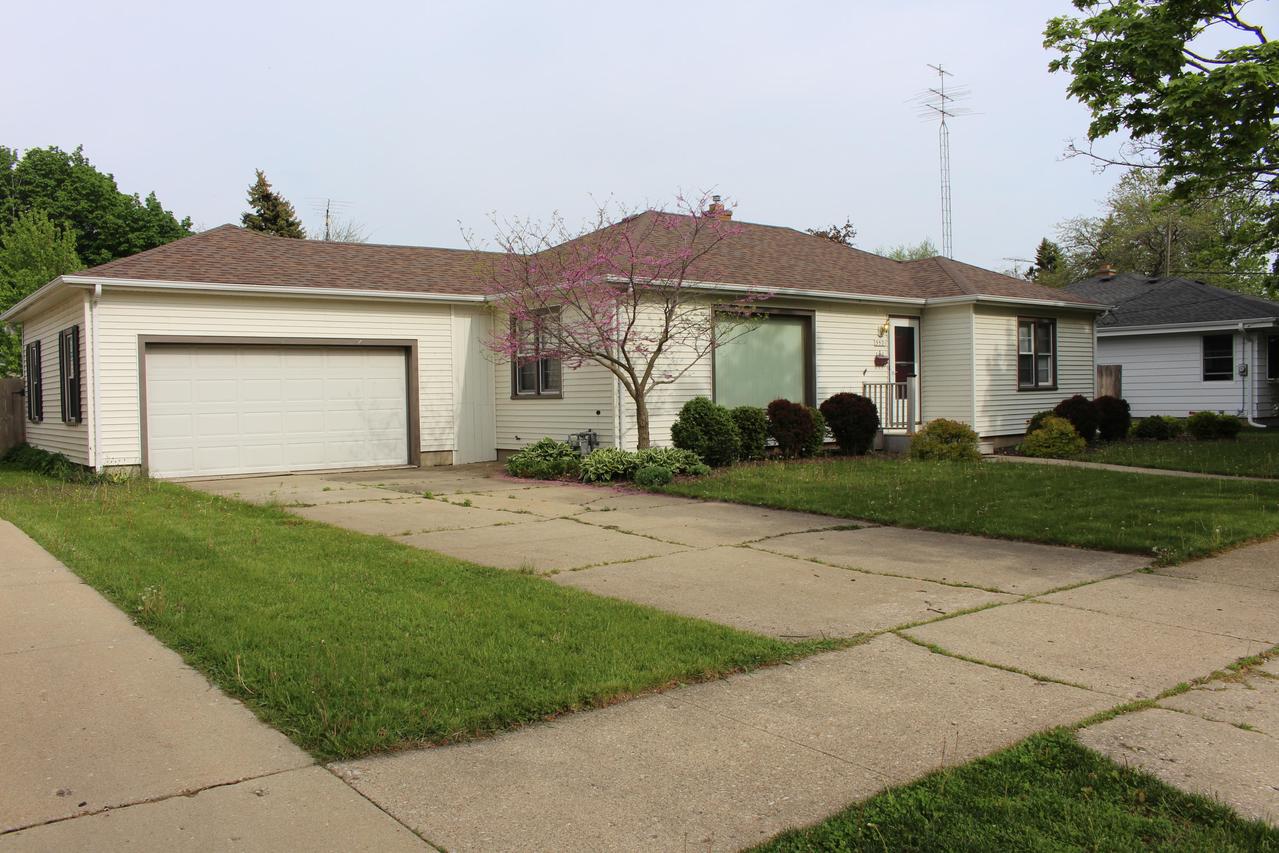 3521 18th Ave, Kenosha, WI 53140