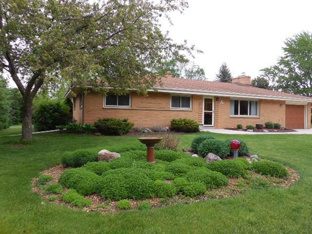 W150N6936 Country Ln., Menomonee Falls, WI 53051