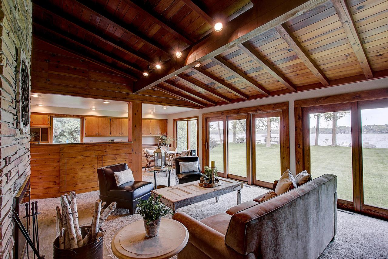 W322N7498 Reddelien Rd, Merton, WI 53029