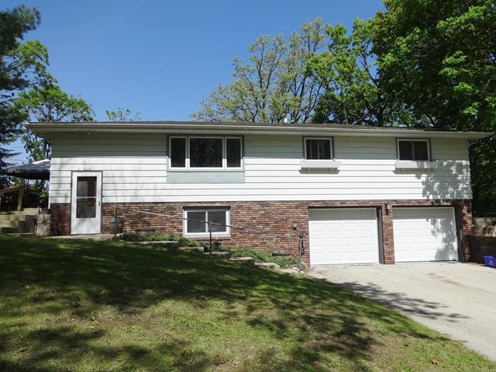 4318 Valley View, Waterford, WI 53185