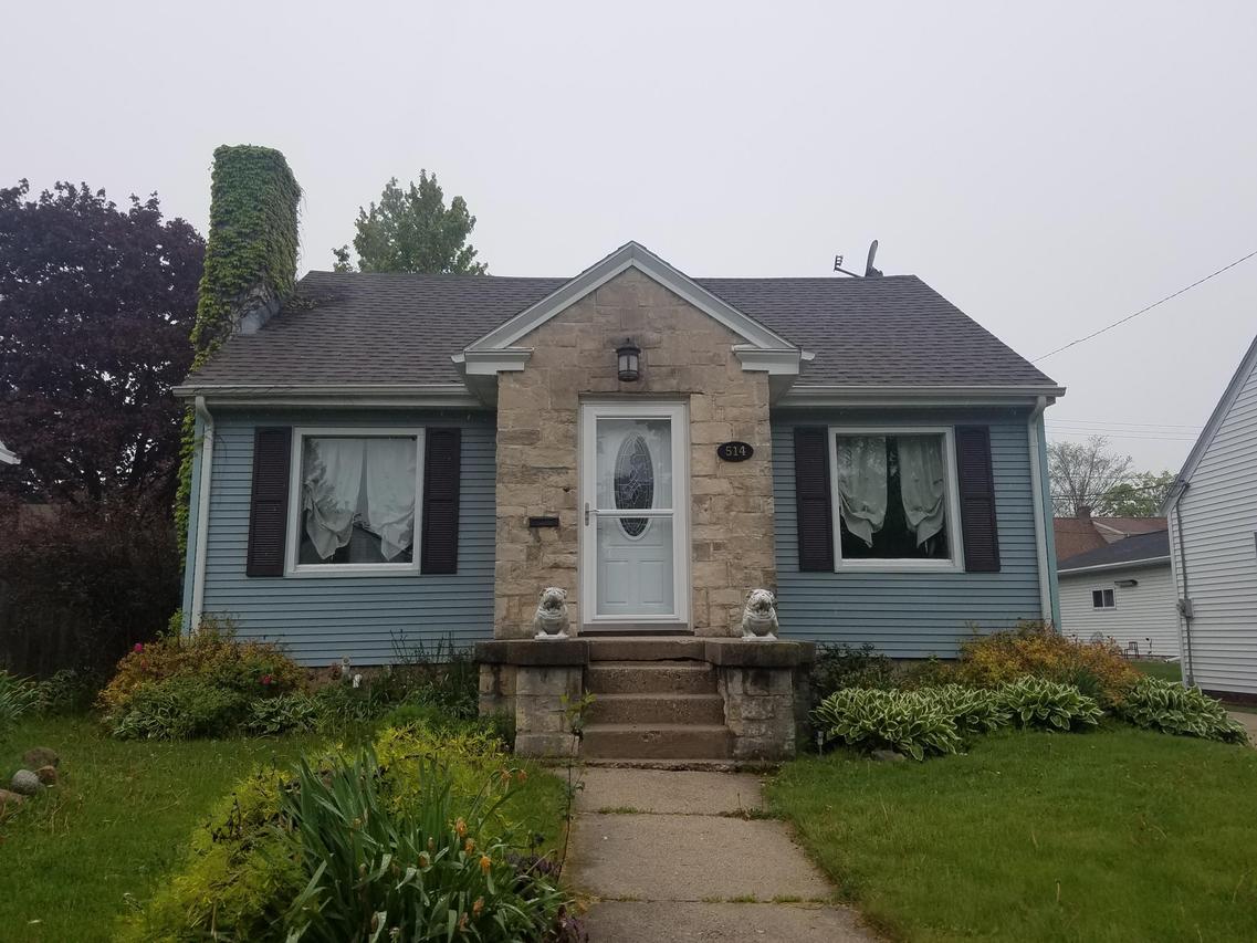 514 S 30th St., Manitowoc, WI 54220