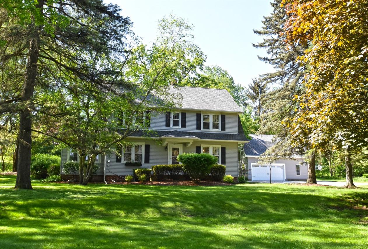 1439 Northview Rd., Waukesha, WI 53188