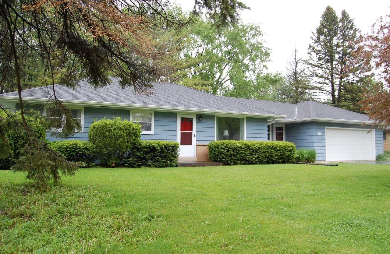 3600 S 157th St, New Berlin, WI 53151