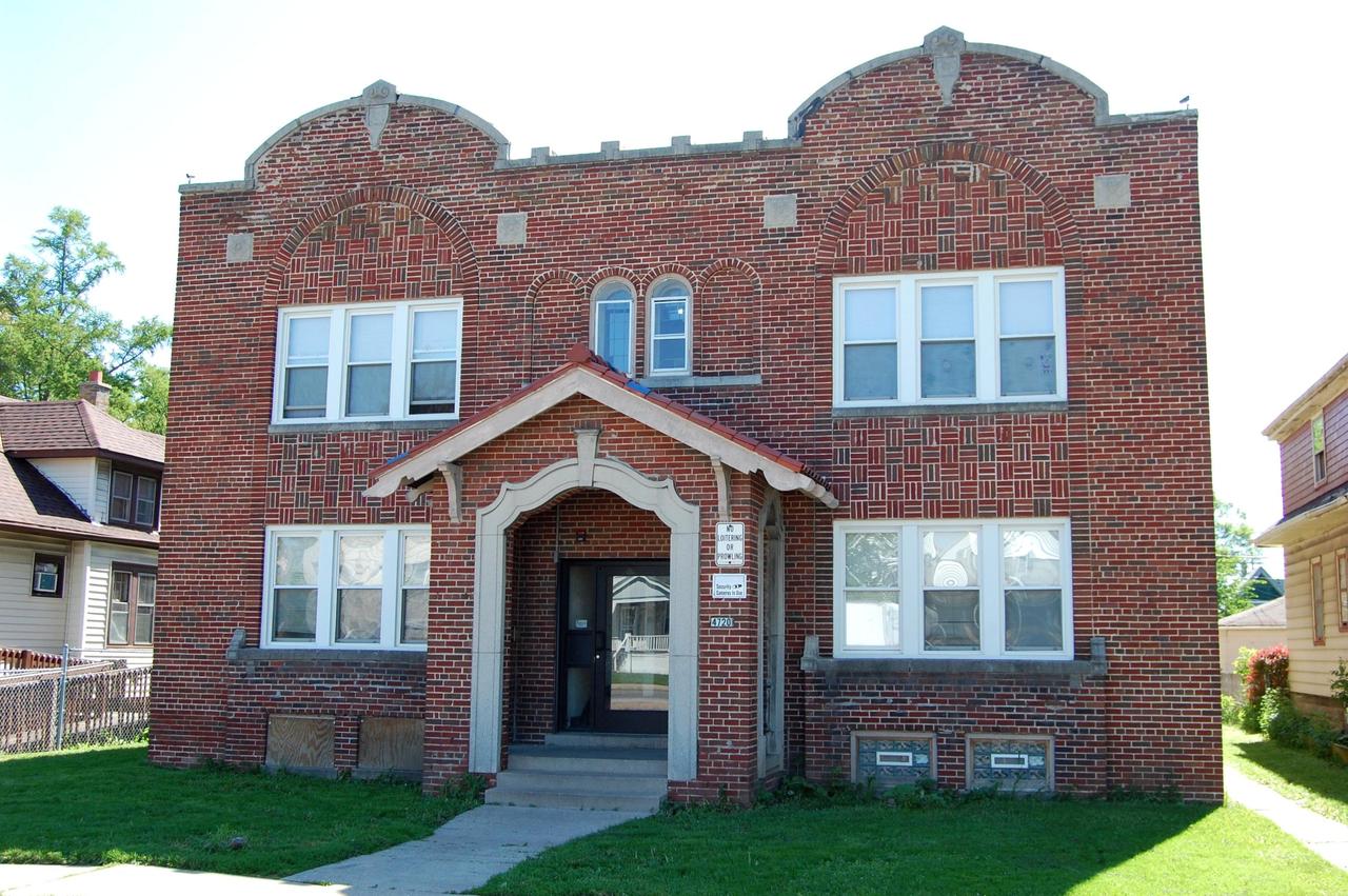 4720 N 37th St, Milwaukee, WI 53209