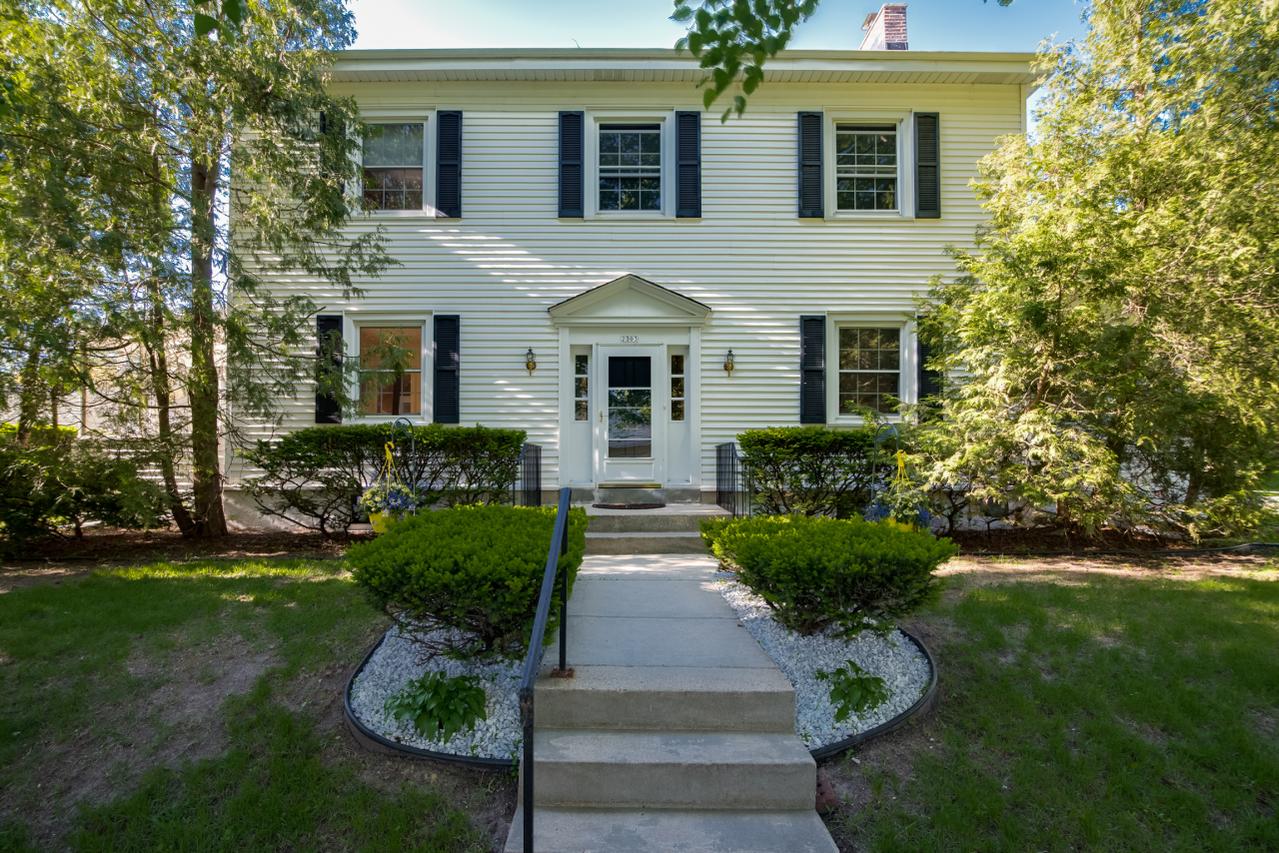 2303 E Olive St, Shorewood, WI 53211