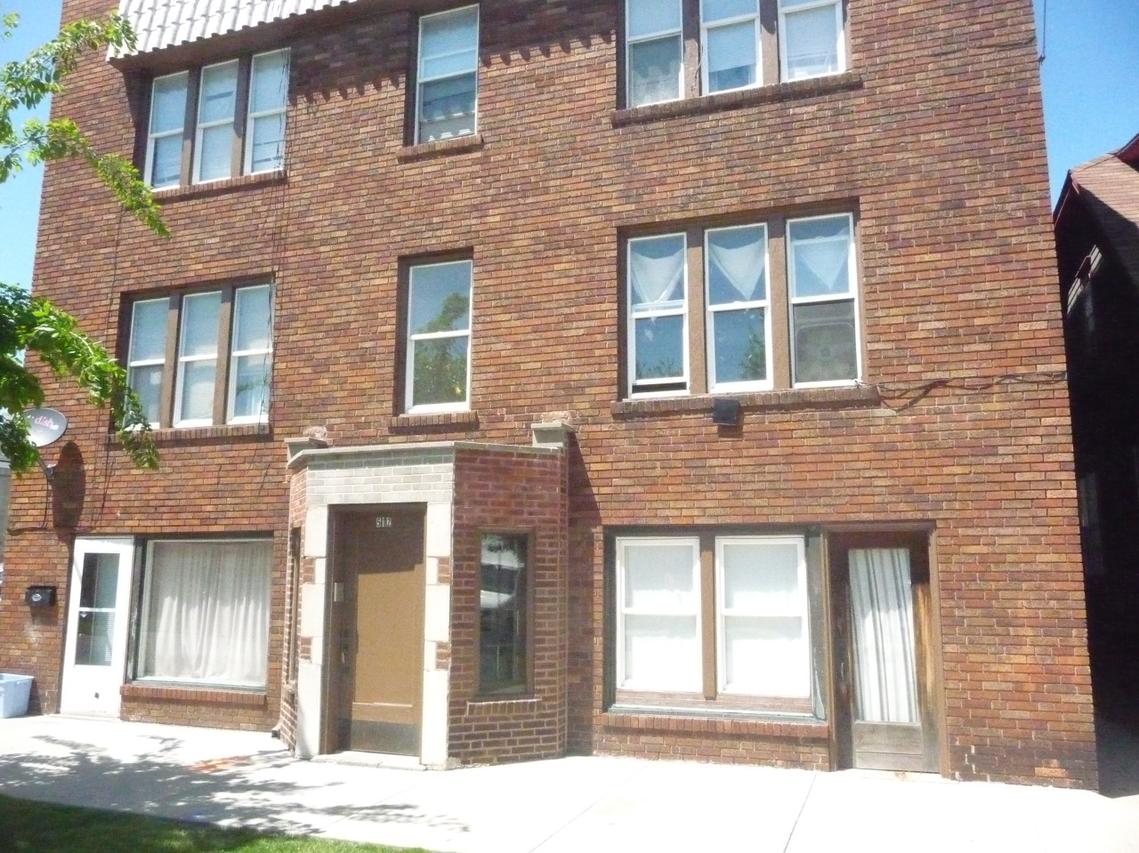 512 Sixteenth St., Racine, WI 53403