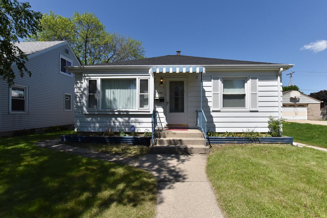 3587 S 19th St, Milwaukee, WI 53221