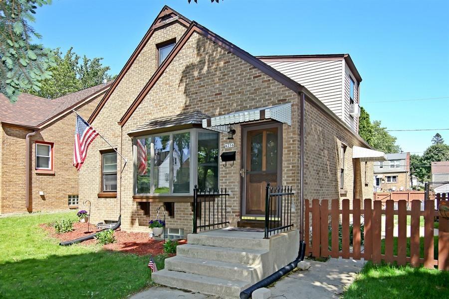 4256 S 2nd St, Milwaukee, WI 53207