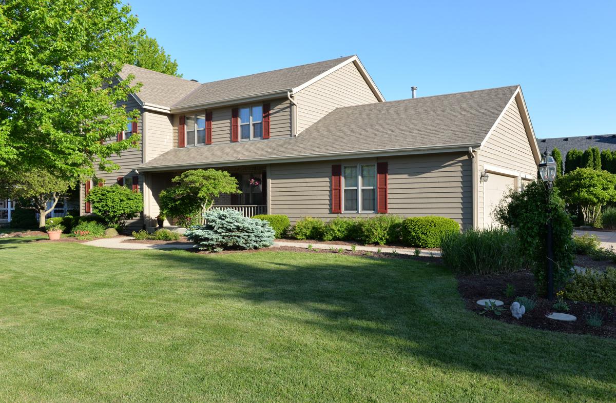 4925 St Regis Dr, Mount Pleasant, WI 53403