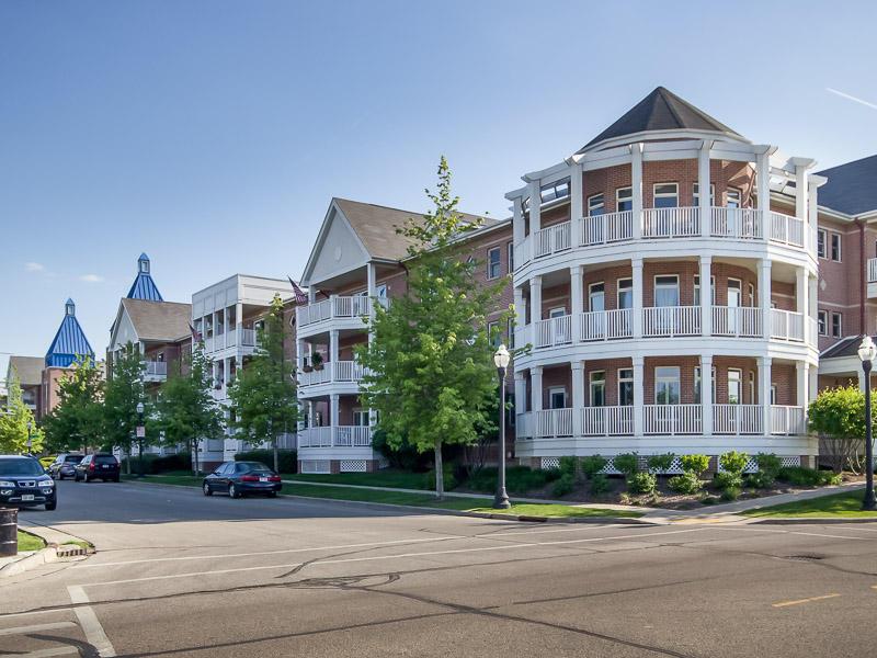 5406 2nd Ave #1B, Kenosha, WI 53140