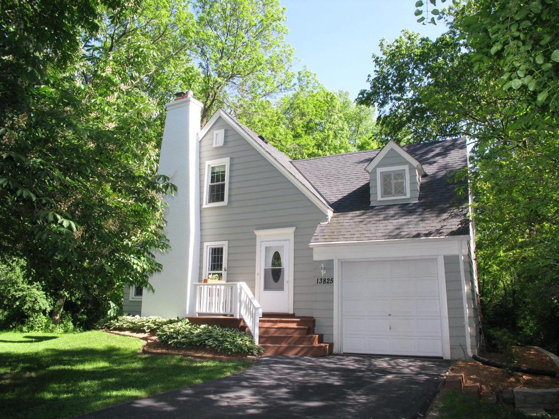 13825 Keefe Ave., Brookfield, WI 53003