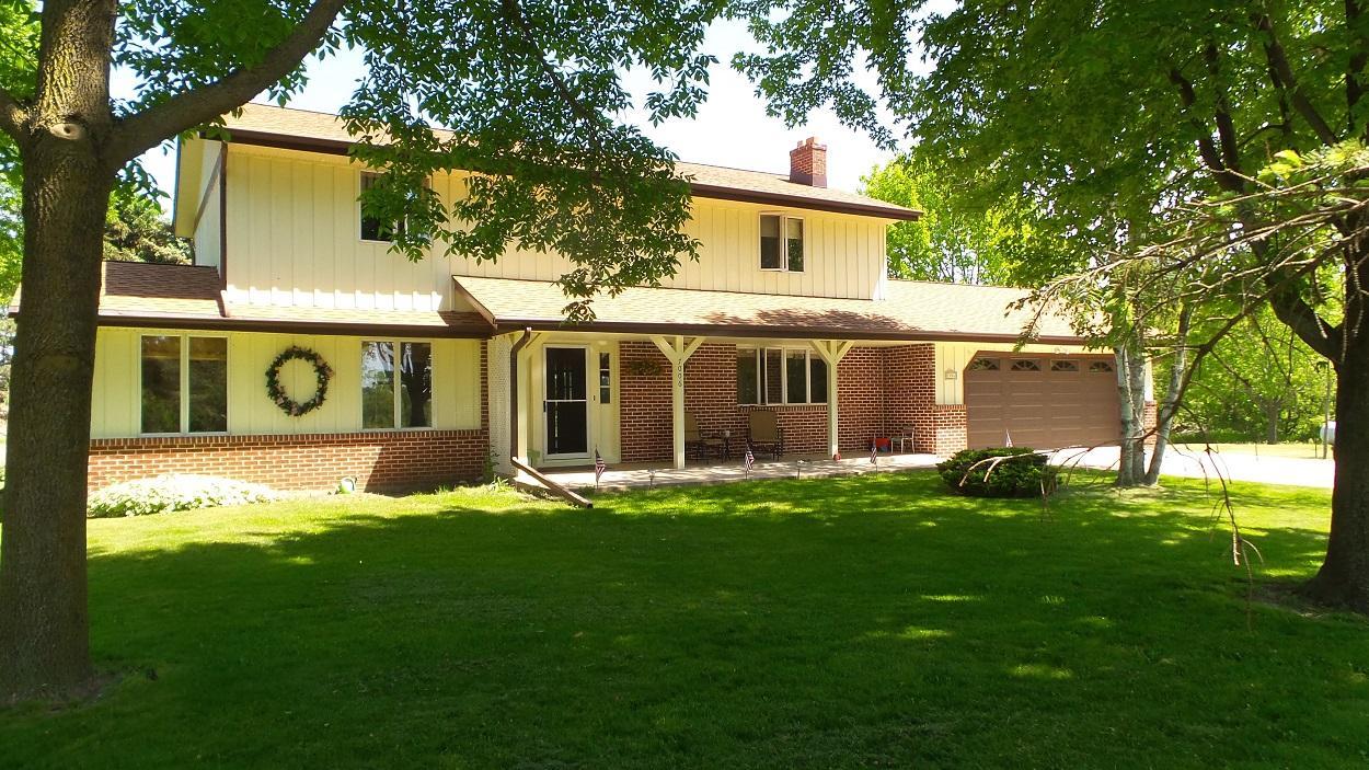 7006 W Waterford Rd., Hartford, WI 53027