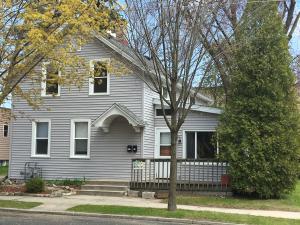 813 S 18th St., Manitowoc, WI 54220