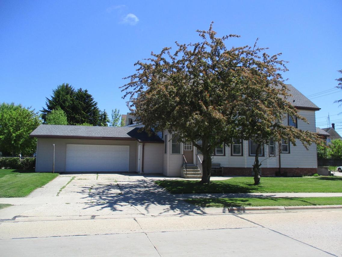 1620 19th St., Two Rivers, WI 54241