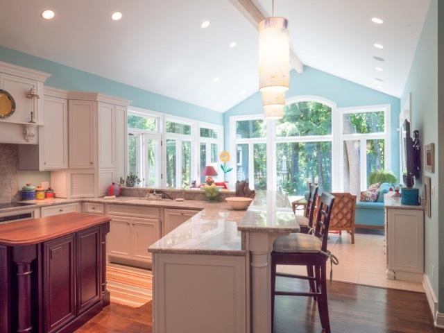 9927 N Otto Rd, Mequon, WI 53092