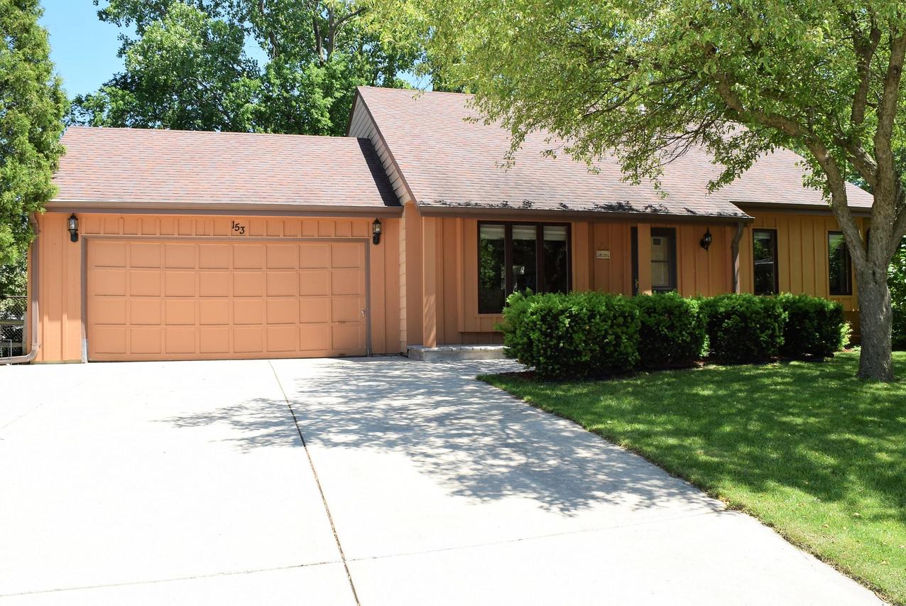 153 Debbie Dr., Waukesha, WI 53189