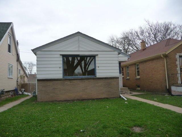 4832 N 37th St, Milwaukee, WI 53209