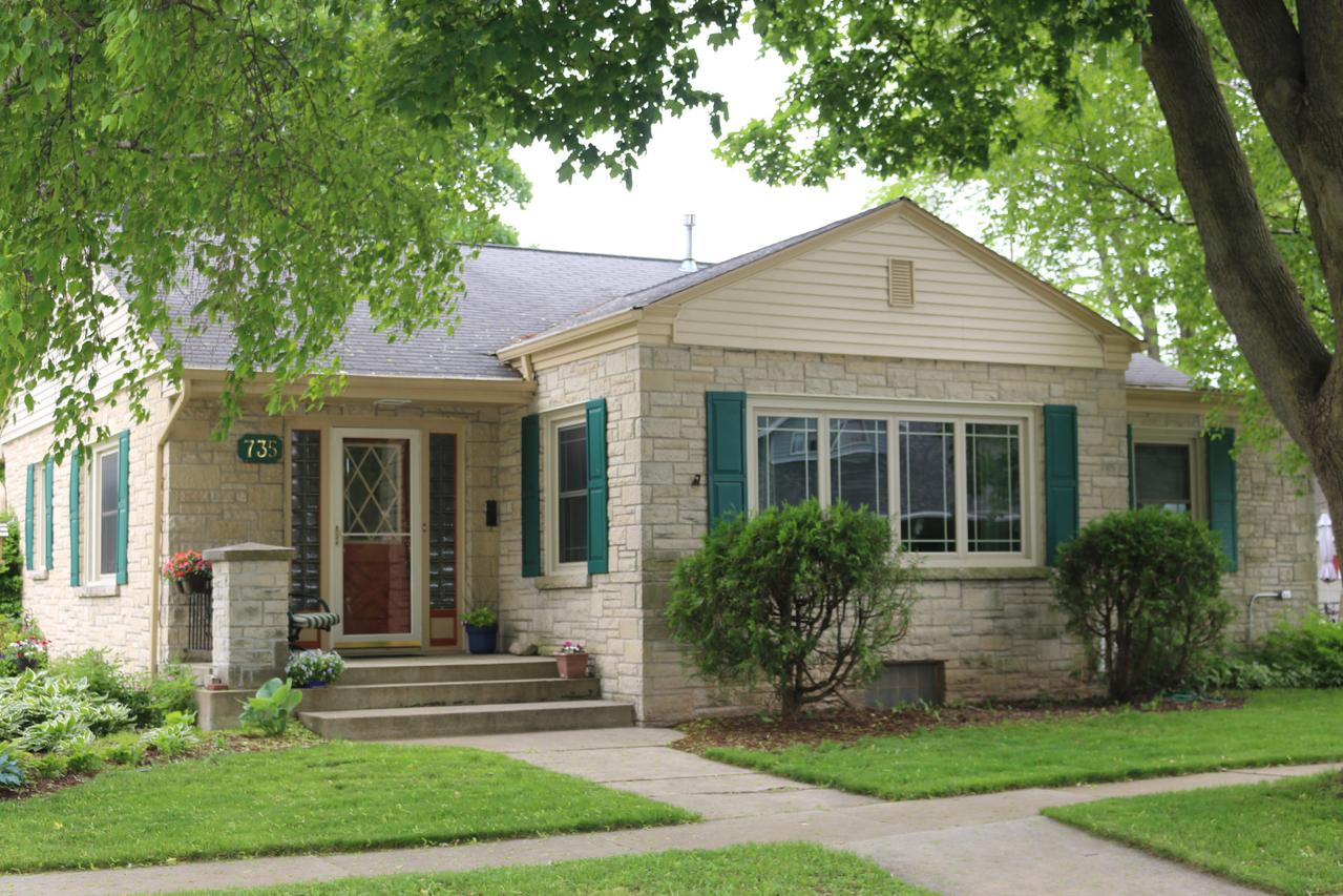 735 Buffalo St., Sheboygan Falls, WI 53085