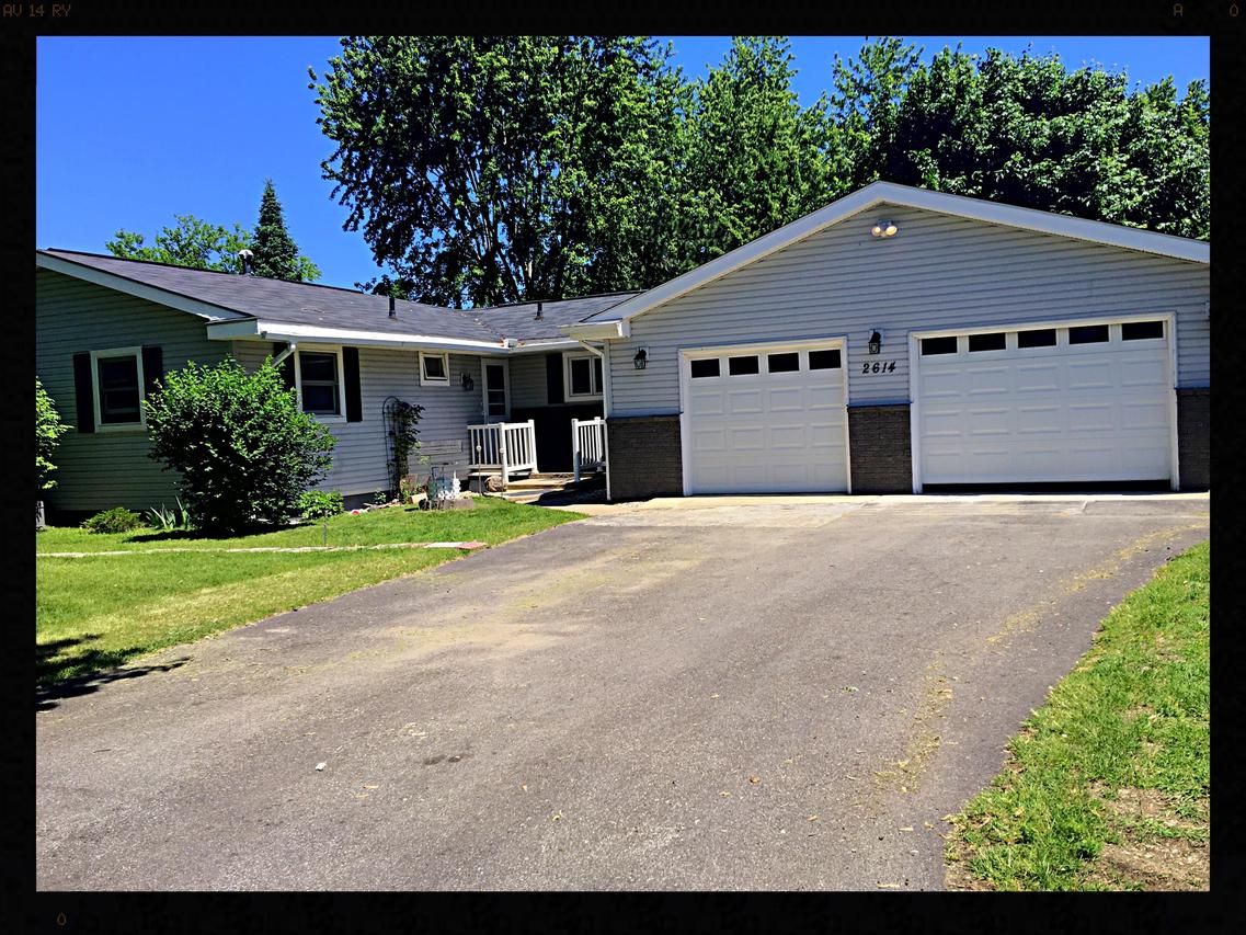 2614 Lakeshore Dr, Campbell, WI 54603