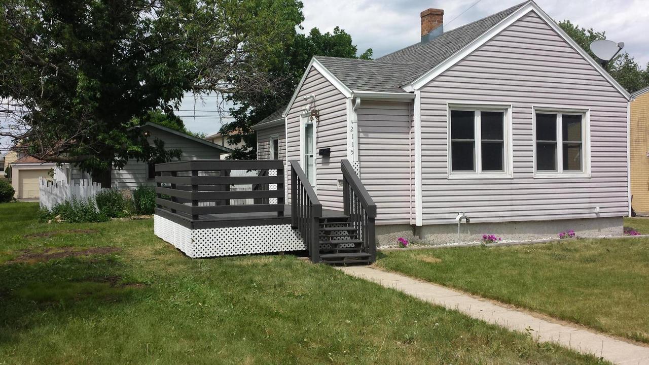 2115 Green Bay St, La Crosse, WI 54601
