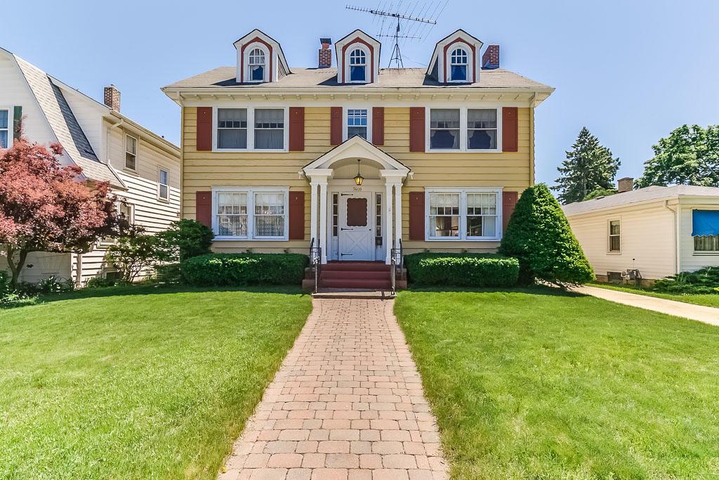 7409 22nd Ave, Kenosha, WI 53143