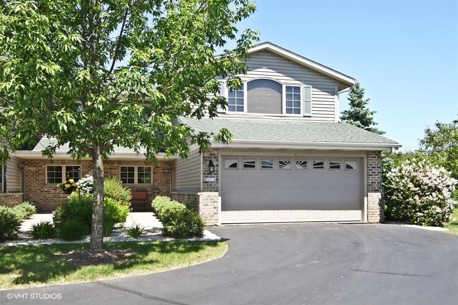 665 Stoney Creek #4, West Bend, WI 53095