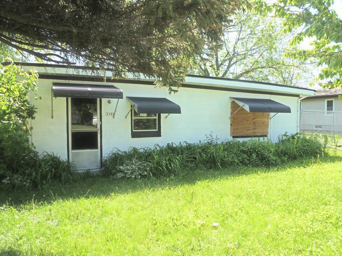 3101 Hickory Grove Ave., Mount Pleasant, WI 53403