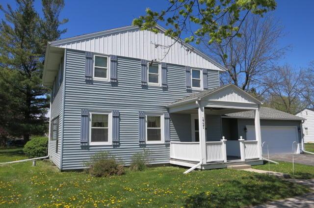 1721 S Calhoun Rd., New Berlin, WI 53151