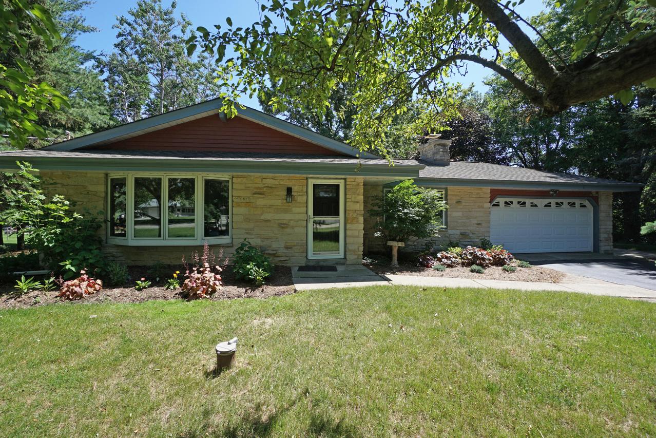 N71W24783 Good Hope Rd, Lisbon, WI 53089