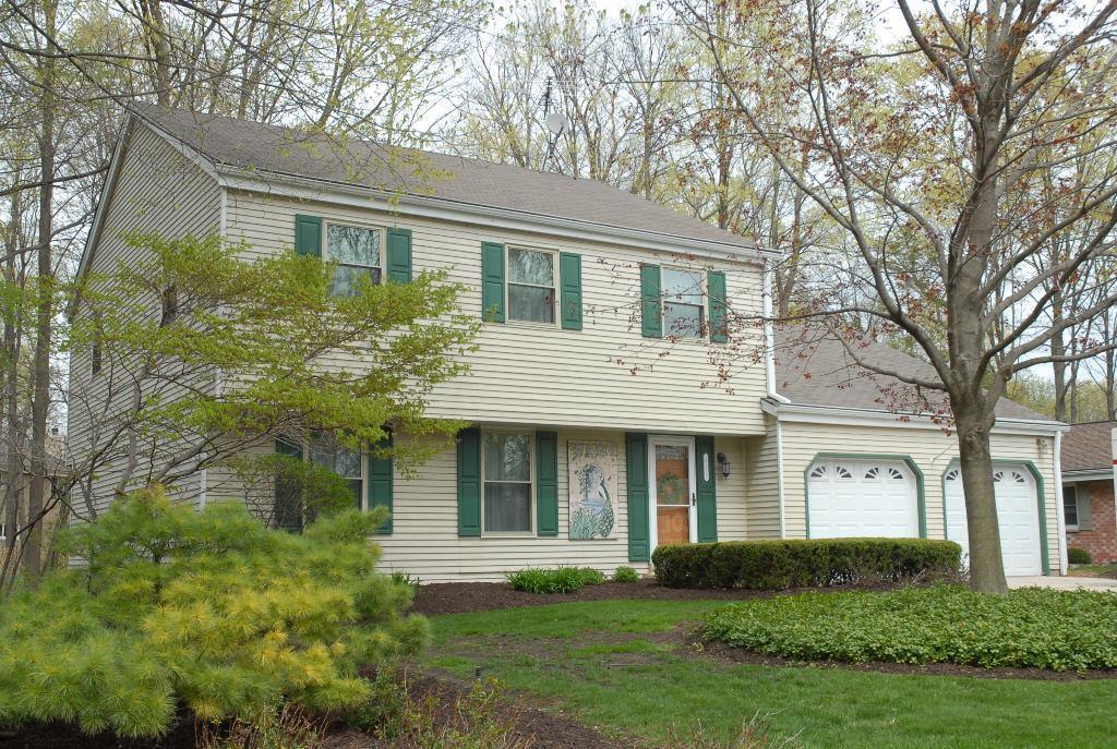 15920 W Armour Ave, New Berlin, WI 53151