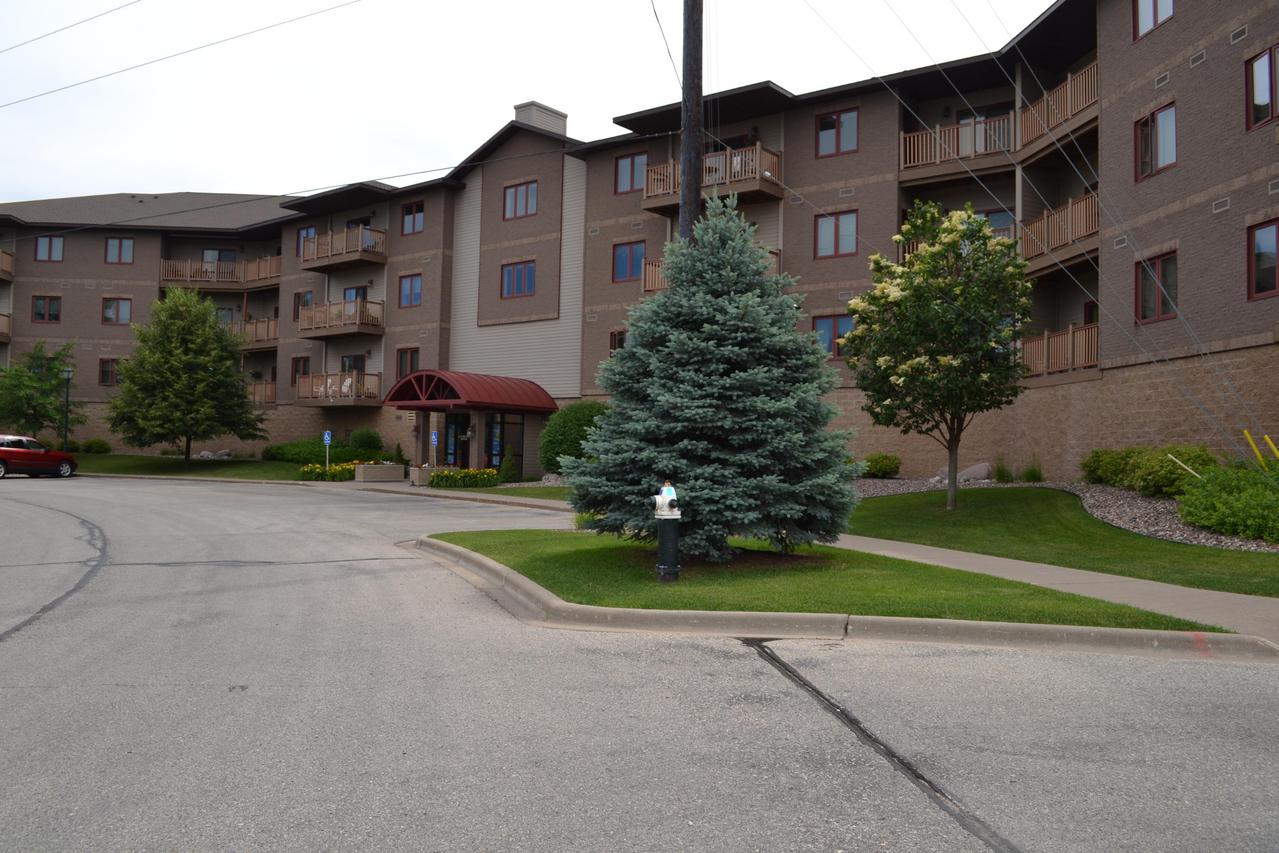 14 Copeland #201, La Crosse, WI 54603