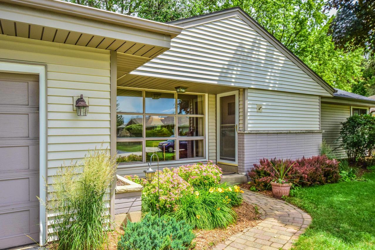 8304 N 54th St., Brown Deer, WI 53223