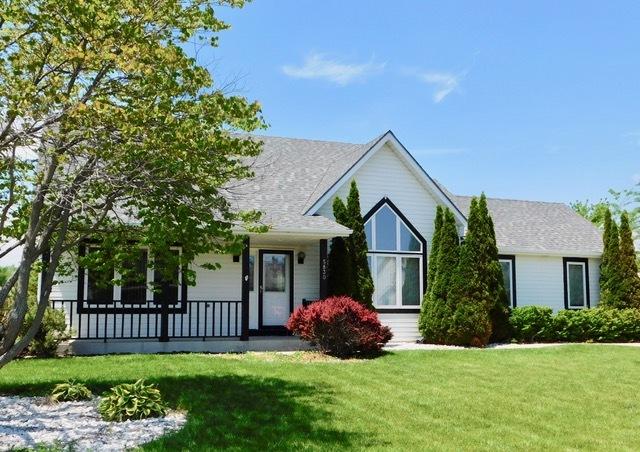5830 Leawood Ln., Caledonia, WI 53402