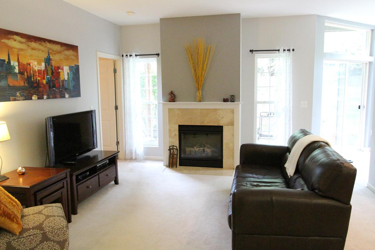 9044 W Elm Ct #C, Franklin, WI 53132