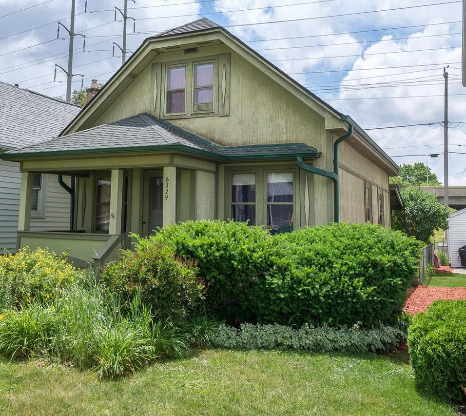 6329 W Fairview Ave, Milwaukee, WI 53213