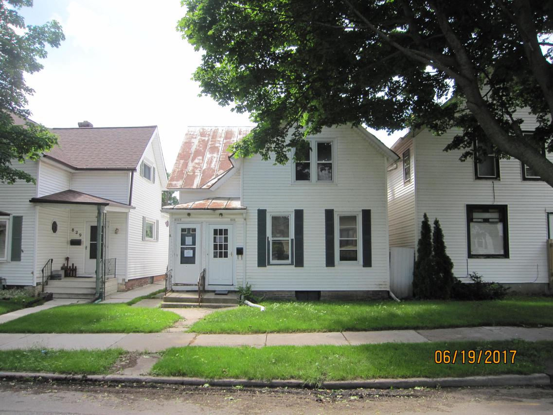 831 Oakland Ave, Sheboygan, WI 53081