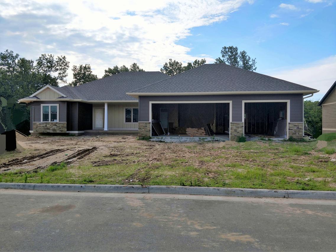 1603 Bridger Dr., Holmen, WI 54636