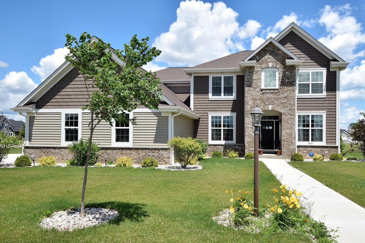 5422 Main St, Pleasant Prairie, WI 53158