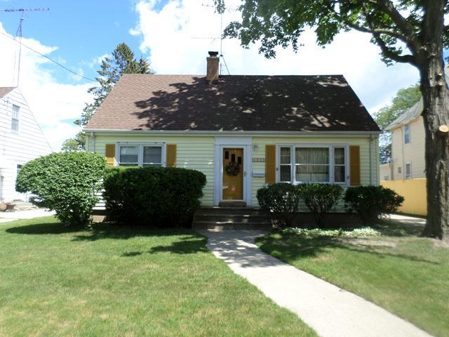 3555 22nd Ave, Kenosha, WI 53140