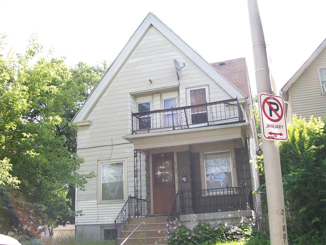 2168 N 37th St, Milwaukee, WI 53208