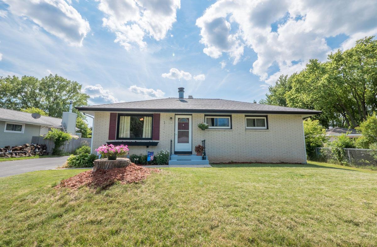 4828 Parry Ave., Caledonia, WI 53402