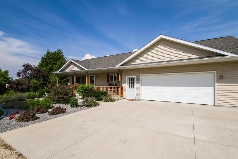 5285 Easy St., Addison, WI 53090