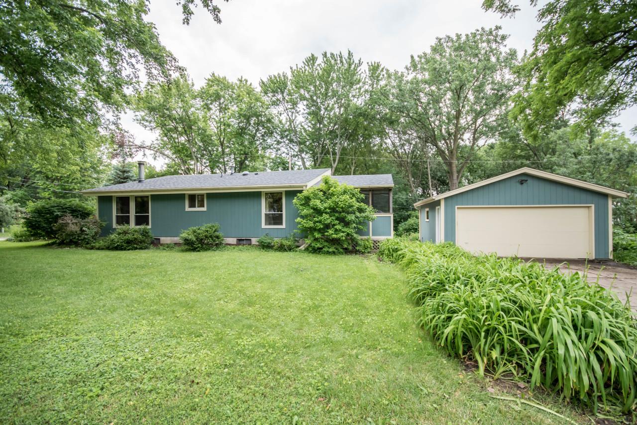 149 Shore Dr., Mukwonago, WI 53149
