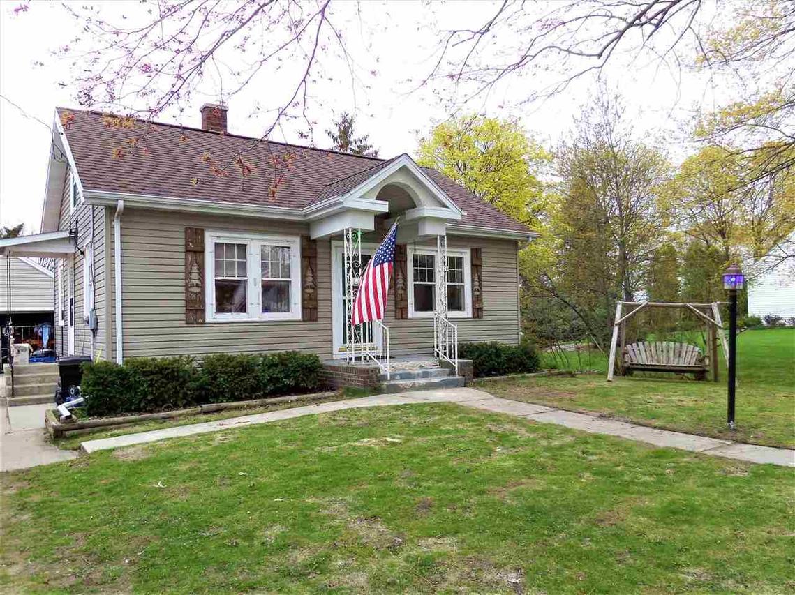 1120 Nagle Ave., Manitowoc, WI 54220