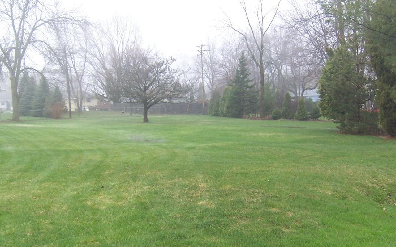 2803 Arrowhead St, Caledonia, WI 53402